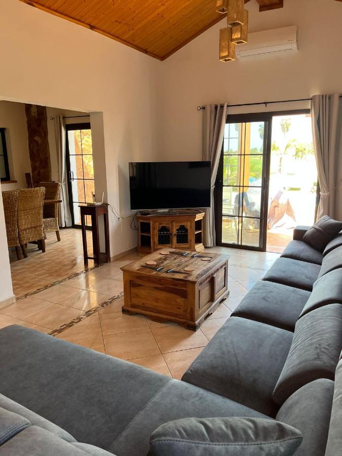 Villa Casa Piedra, Luxury Family Front Line Golf, Hot Tub,Pool Table, 8 Pers, Caleta de Fuste Extérieur photo