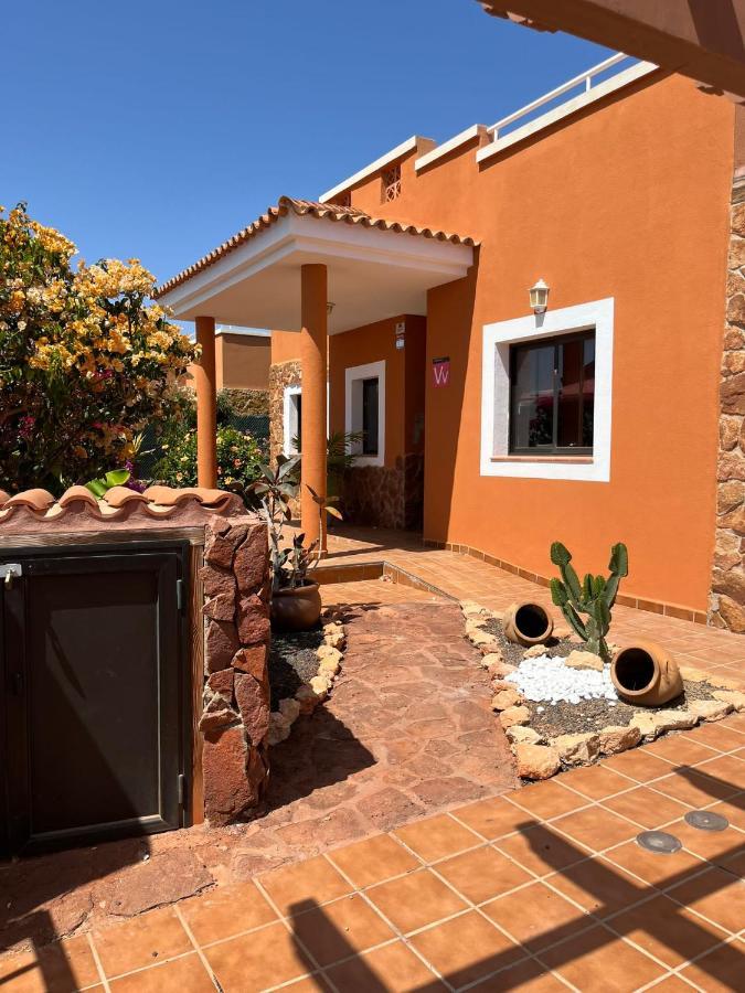 Villa Casa Piedra, Luxury Family Front Line Golf, Hot Tub,Pool Table, 8 Pers, Caleta de Fuste Extérieur photo